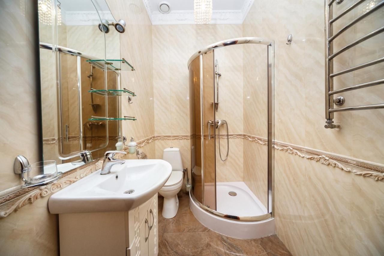 Hostel Suputnyk Lviv Buitenkant foto